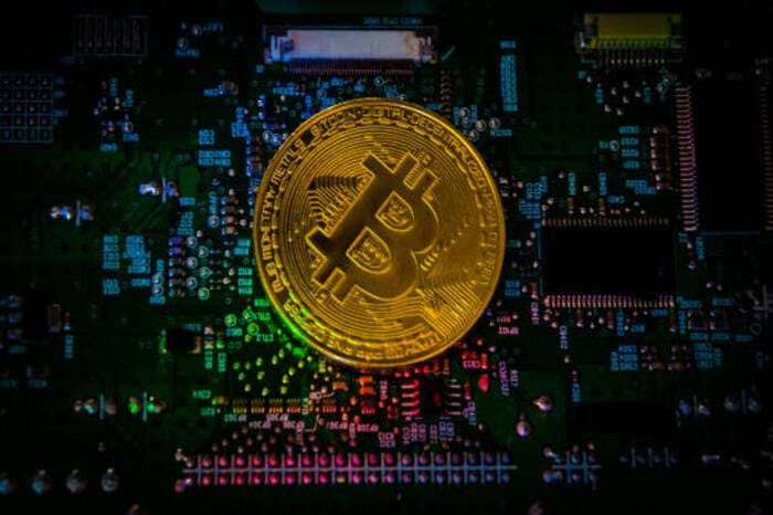 比特币的“黄金交叉”——BTC 下一步大举升至 7 万美元的催化剂？